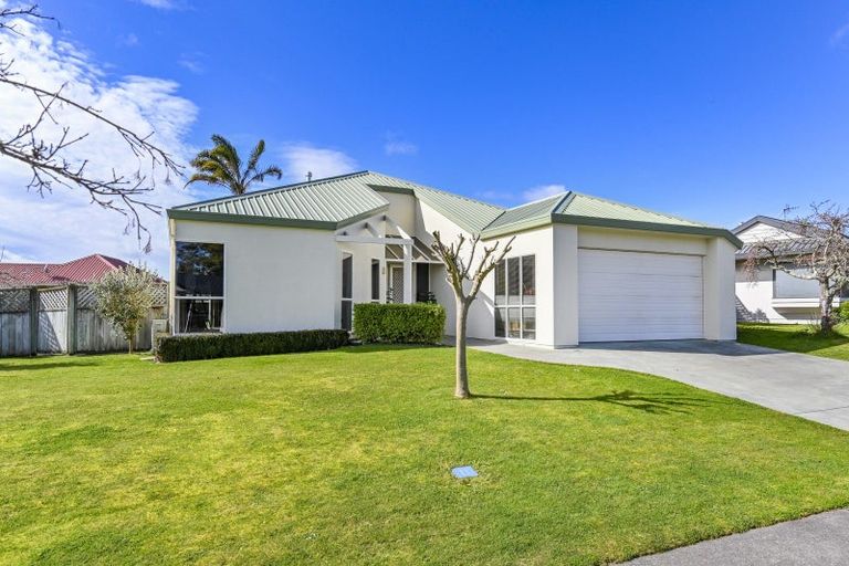 Photo of property in 7 Kingsgate Avenue, Havelock North, 4130
