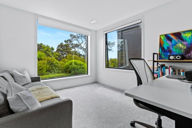 Photo of property in 17 Jack Seabrook Road, Hobsonville, Auckland, 0616