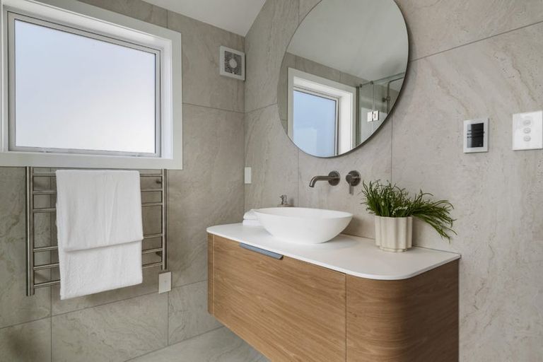 Photo of property in 5/30 Clarence Road, Northcote Point, Auckland, 0627