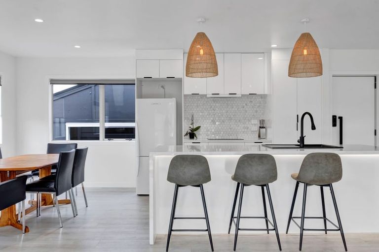 Photo of property in 56 Warwick Road, Stratford, 4332