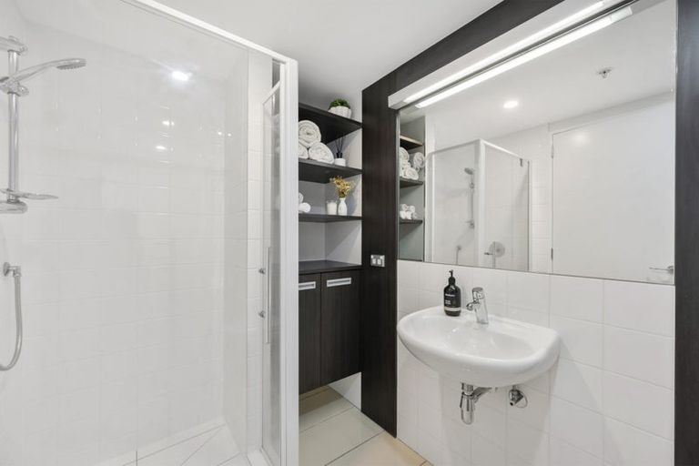 Photo of property in Republic Apartments, 3a/11 Tennyson Street, Te Aro, Wellington, 6011