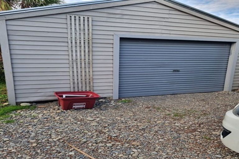 Photo of property in 33b Grey Street, Martinborough, 5711