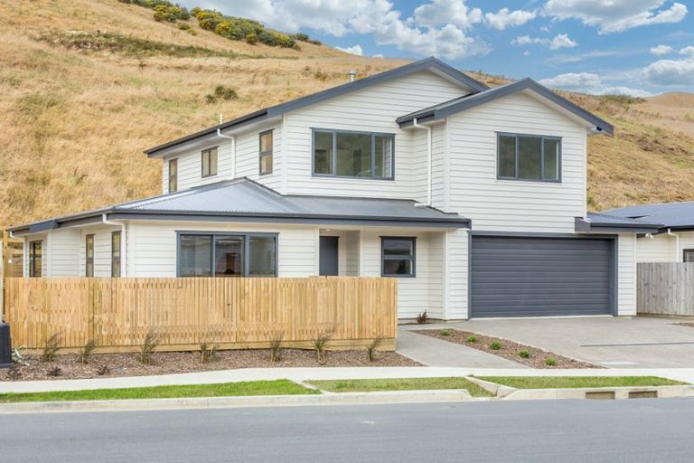Photo of property in 60 Rochdale Drive, Churton Park, Wellington, 6037