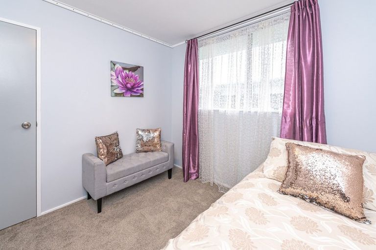 Photo of property in 19 Cross Street, Castlecliff, Whanganui, 4501