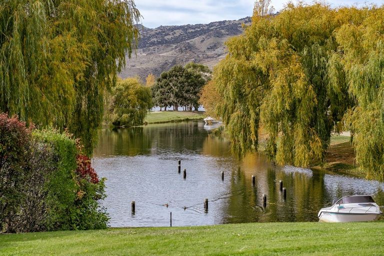 Photo of property in 12 Ferry Lane, Mount Pisa, Cromwell, 9383