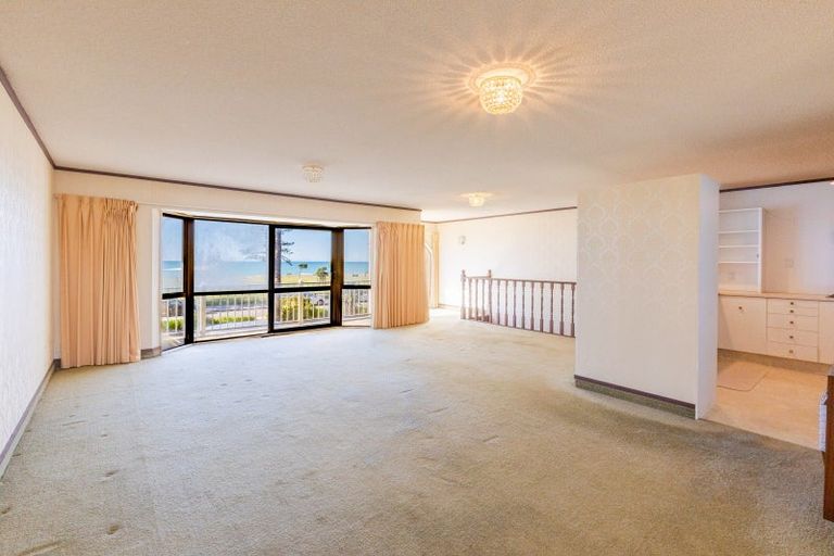 Photo of property in 419 Marine Parade, Napier South, Napier, 4110