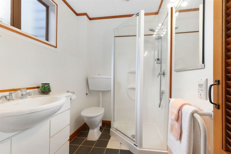 Photo of property in 35 Bosun Terrace, Whitby, Porirua, 5024