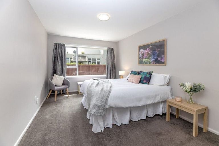 Photo of property in 2/149 Wairakei Road, Bryndwr, Christchurch, 8053