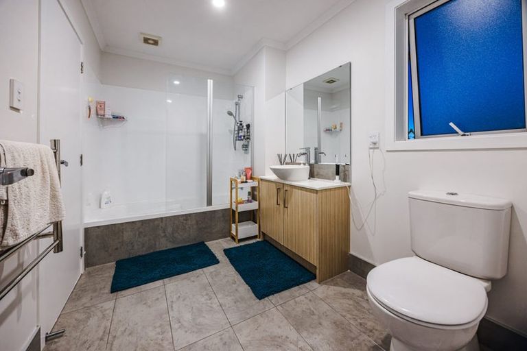 Photo of property in 3 Adamson Road, Flat Bush, Auckland, 2019
