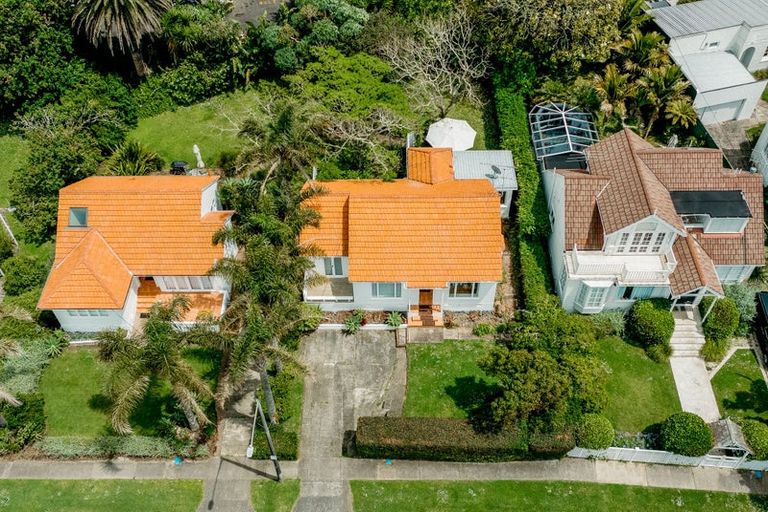 Photo of property in 3 Alison Avenue, Takapuna, Auckland, 0622