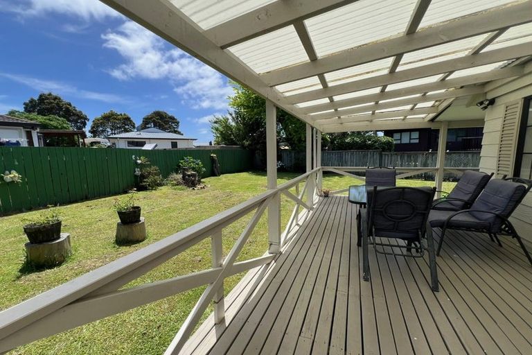Photo of property in 17 Sunningdale Street, Wattle Downs, Auckland, 2103