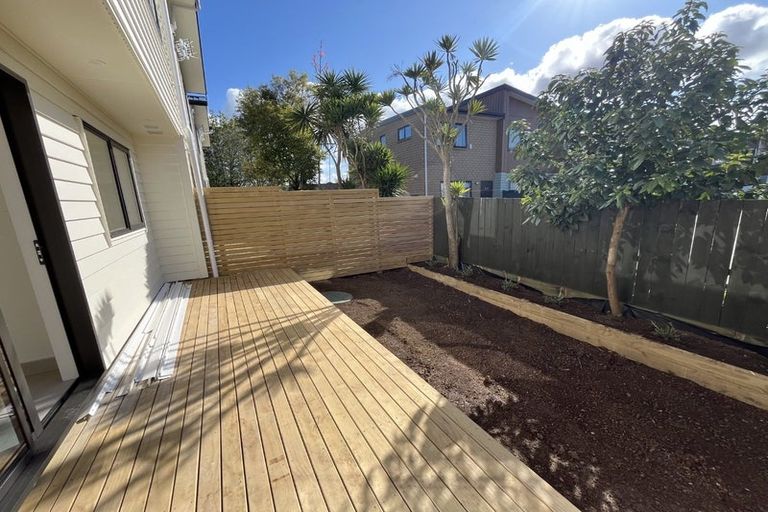Photo of property in 5/25 Manse Road, Pahurehure, Papakura, 2113