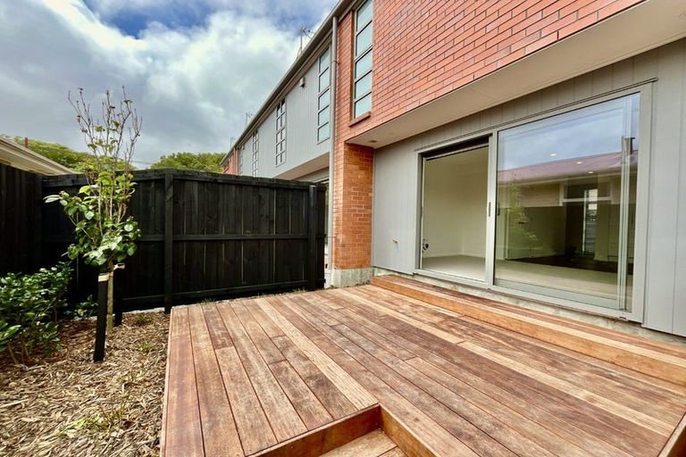 Photo of property in 5/94 Mathesons Road, Phillipstown, Christchurch, 8011