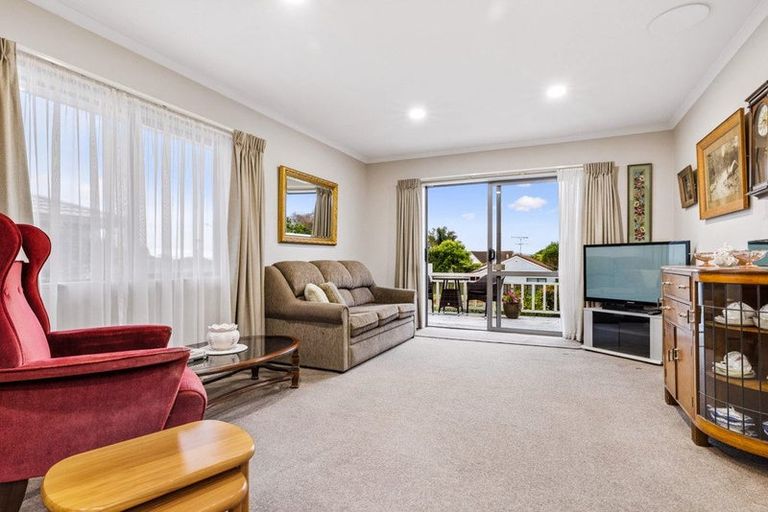 Photo of property in 4/169 Wellington Street, Pukekohe, 2120