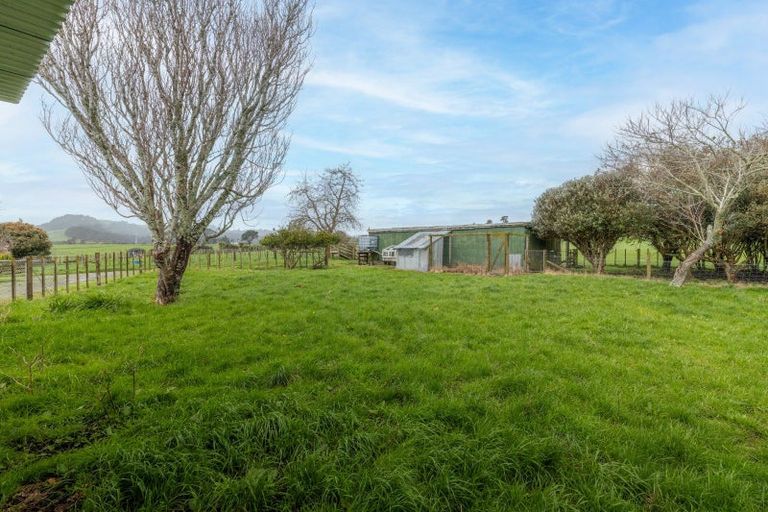 Photo of property in 826 Mokau Road, Mimi, Urenui, 4377