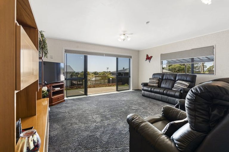 Photo of property in 45d Paynters Avenue, Strandon, New Plymouth, 4312