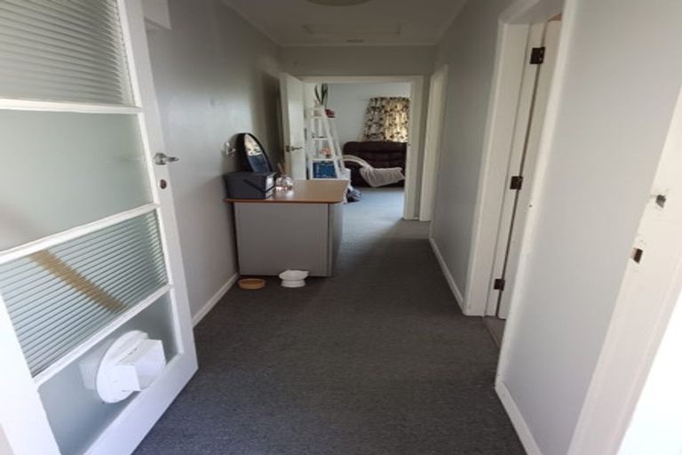Photo of property in 12a Tyne Street, Island Bay, Wellington, 6023