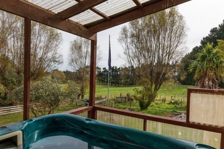 Photo of property in 360 Scotts Road, Linton, Palmerston North, 4472