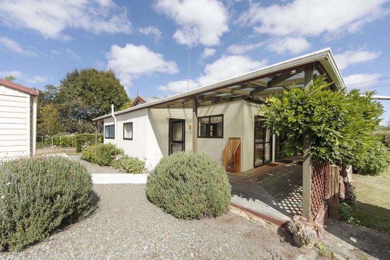 Photo of property in 2884 Kimbolton Road, Kimbolton, 4774