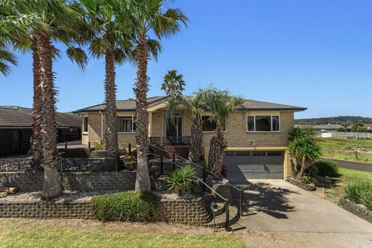 Photo of property in 34 Ohuirehe Road, Coastlands, Whakatane, 3120