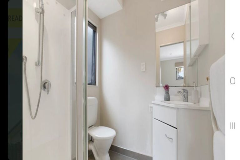 Photo of property in 8 Carisbrook Crescent, Papakura, 2110