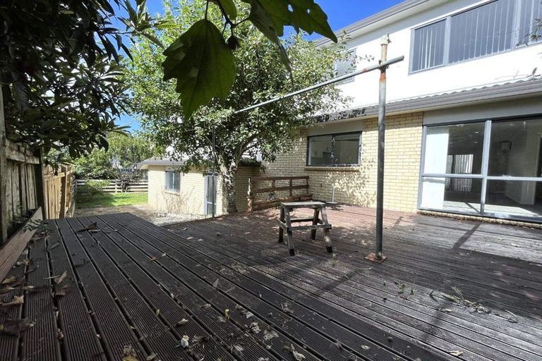 Photo of property in 68a Priestley Drive, Bucklands Beach, Auckland, 2014