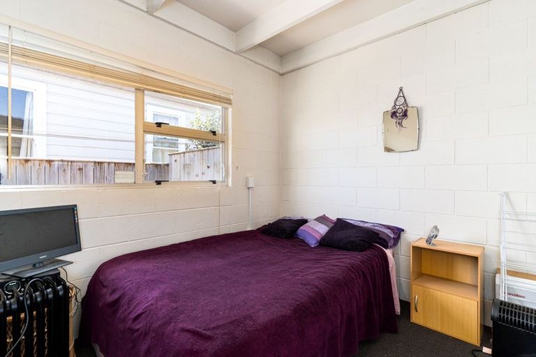 Photo of property in 2/626 Church Street, Terrace End, Palmerston North, 4410