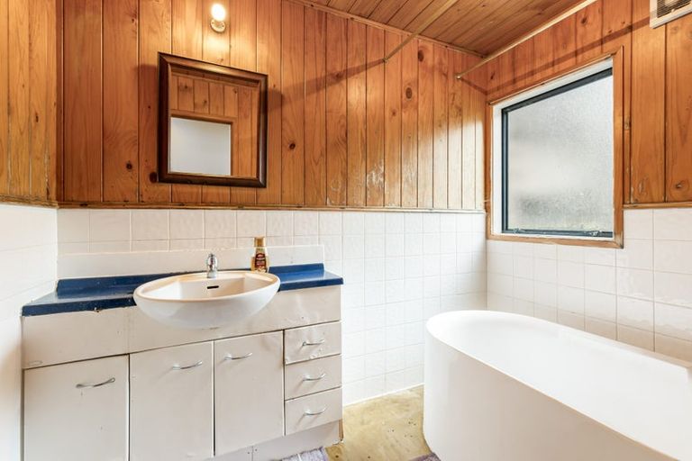 Photo of property in 4 Steed Road, Waitakere, Auckland, 0816