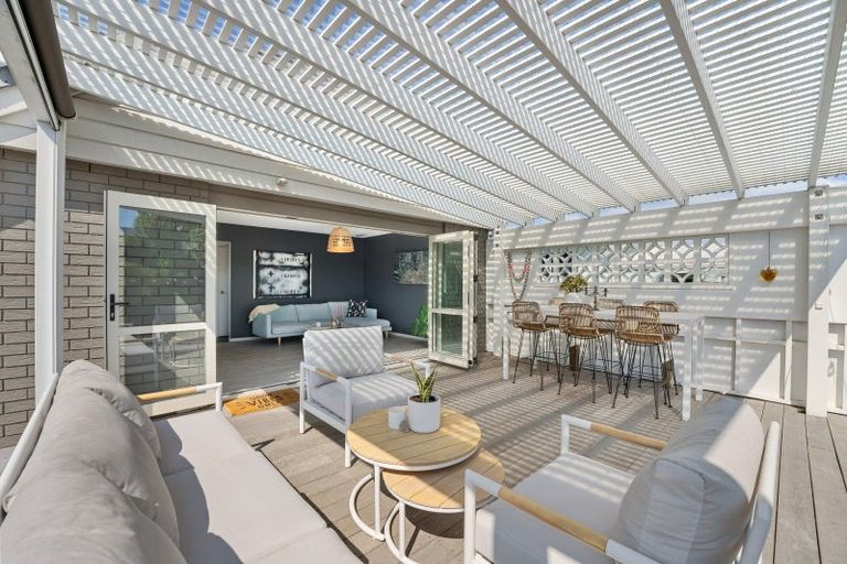 Photo of property in 10 Lee Street, Mount Maunganui, 3116