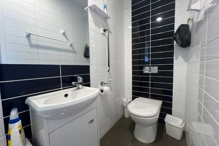 Photo of property in 19 Lough Bourne Drive, Pukekohe, 2120