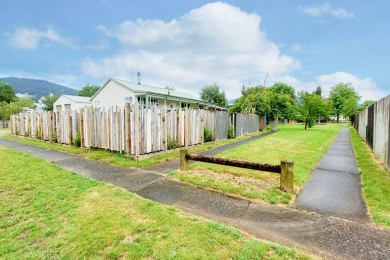 Photo of property in 30 Raukura Street, Turangi, 3334