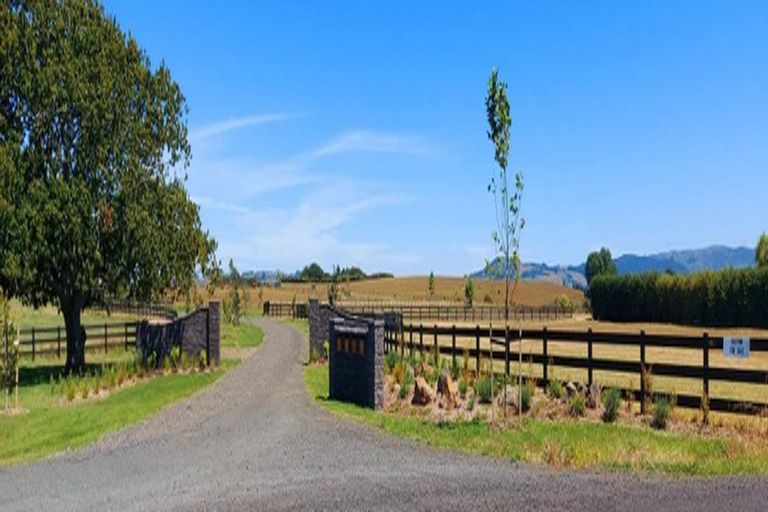 Photo of property in 83 Settlement Road, Puni, Pukekohe, 2678