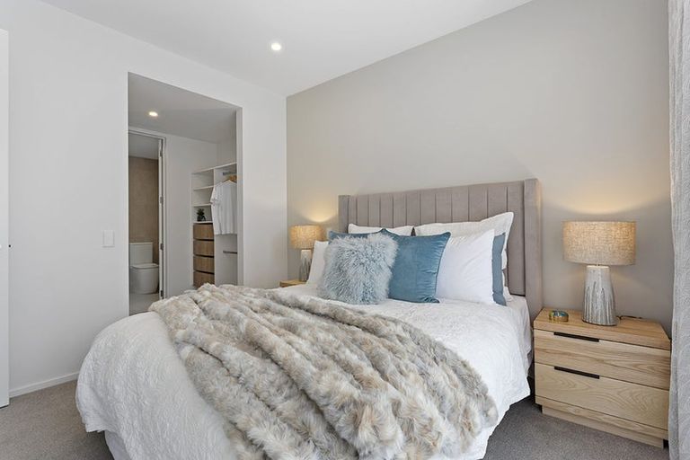 Photo of property in 1 Camellia Lane, Carterton, 5713