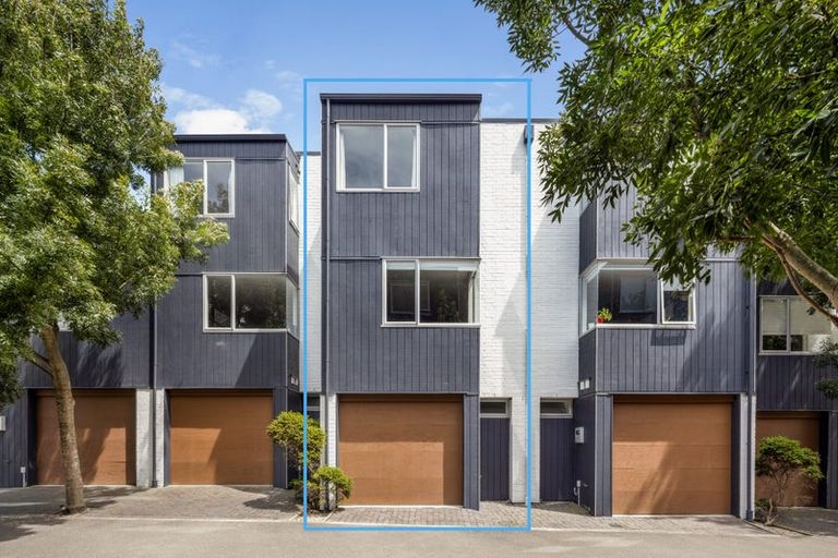 Photo of property in The Altair, 33/120 Rintoul Street, Newtown, Wellington, 6021