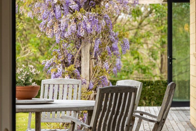 Photo of property in 21 Whangapouri Road, Karaka, Drury, 2578