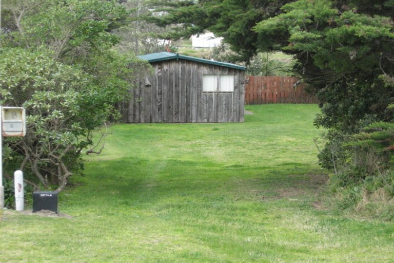 Photo of property in 8 Kent Avenue, Waitarere Beach, Levin, 5510