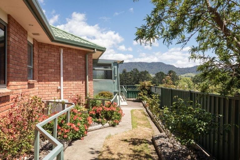 Photo of property in 16 Donegal Place, Katikati, 3129