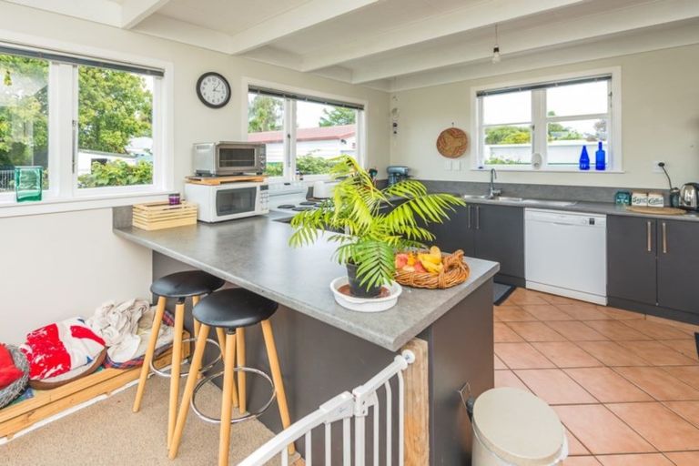 Photo of property in 6 Perham Place, Aramoho, Whanganui, 4500
