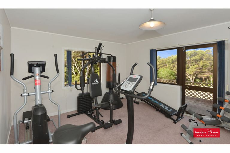 Photo of property in 100 Te Rongo Road, Parua Bay, Whangarei, 0174