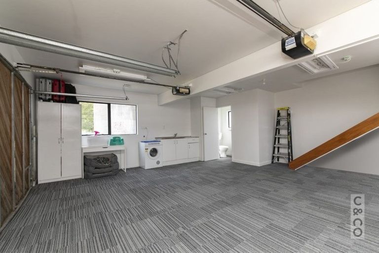 Photo of property in 6 Trigg Road, Huapai, Kumeu, 0810