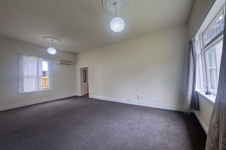 Photo of property in 134 Holly Road, St Albans, Christchurch, 8014