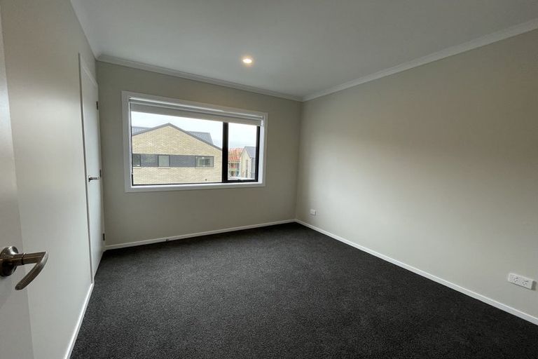 Photo of property in 8/125b Metcalfe Road, Ranui, Auckland, 0612