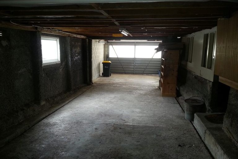 Photo of property in 225 Pine Hill Road, Dalmore, Dunedin, 9010