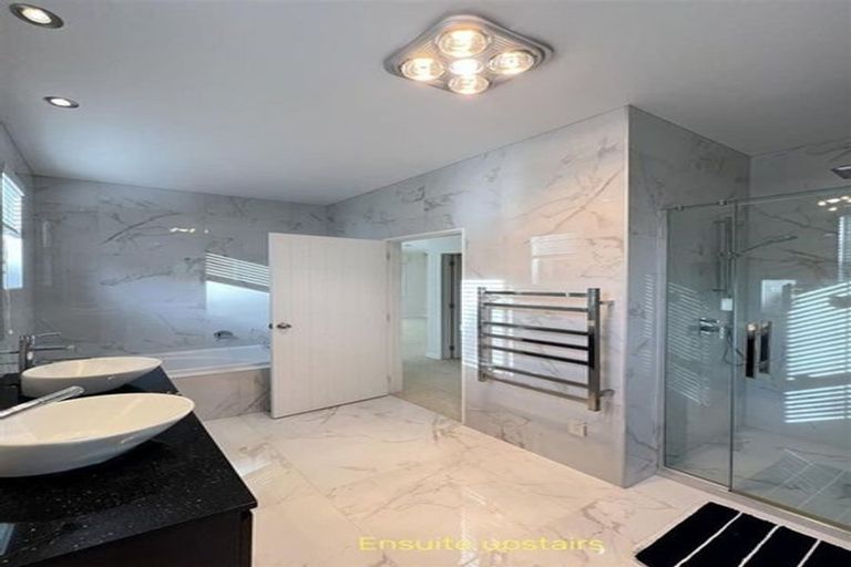 Photo of property in 202l Mellons Bay Road, Mellons Bay, Auckland, 2014