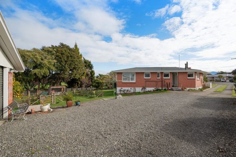 Photo of property in 8 Ruthken Crescent, Springlands, Blenheim, 7201
