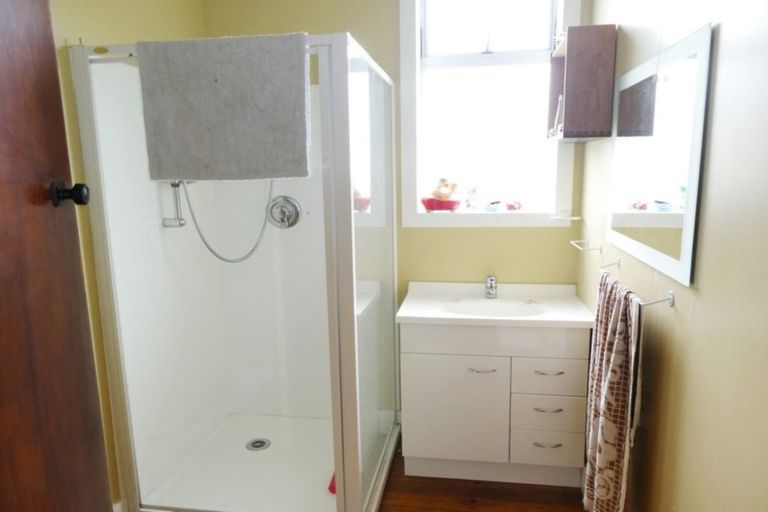 Photo of property in 7 Greenfield Street, Hector, 7822