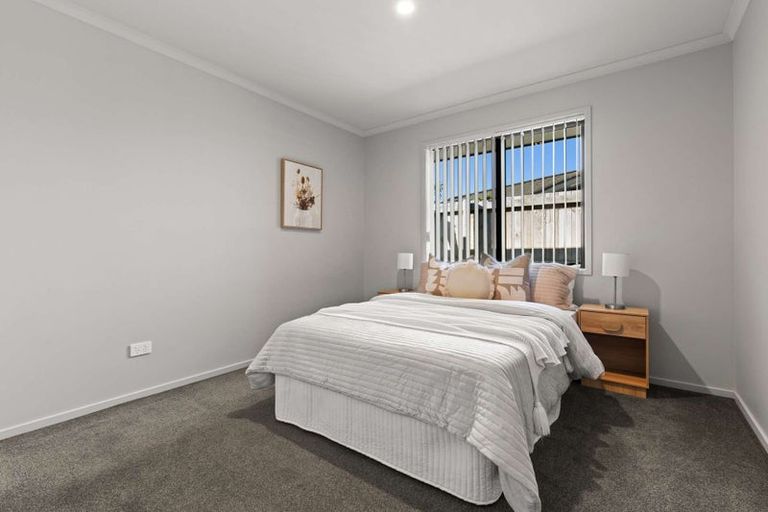 Photo of property in 2 Muriel Way, Papamoa Beach, Papamoa, 3118