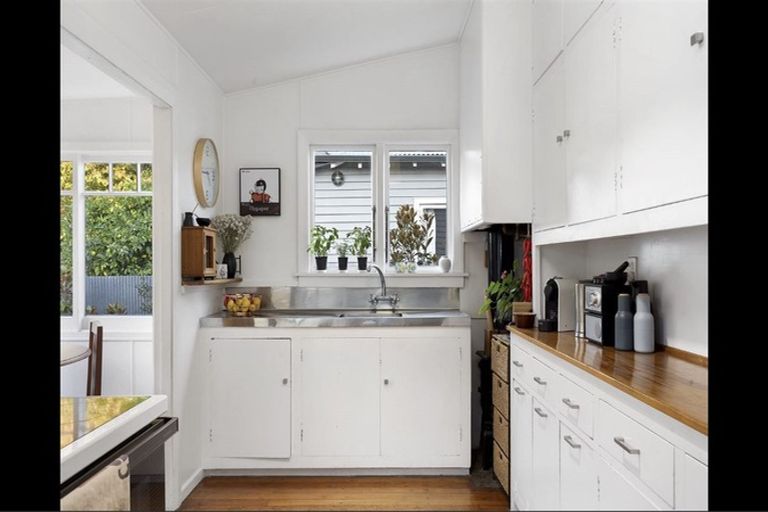 Photo of property in 19 Berry Street, St Albans, Christchurch, 8014