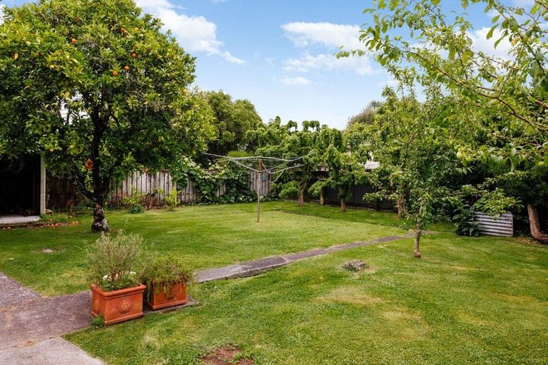 Photo of property in 142 Williams Street, Cambridge, 3434