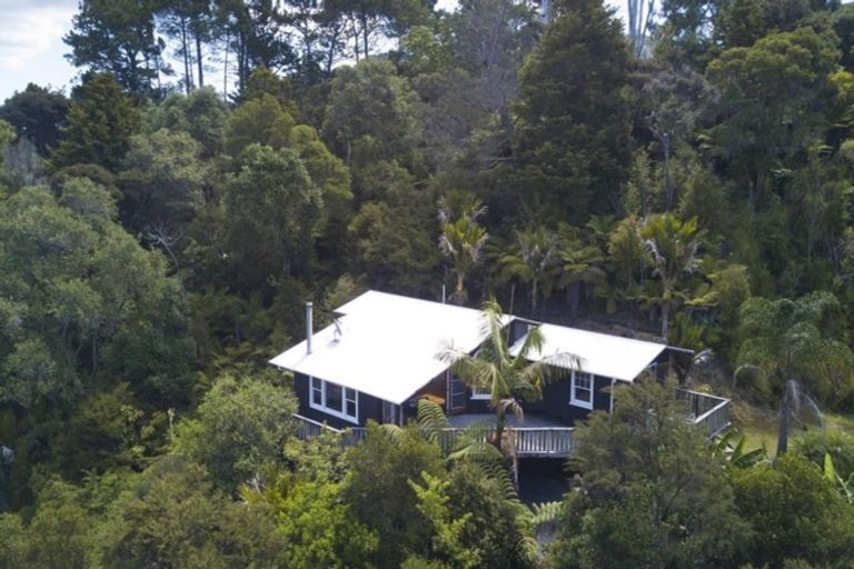 Photo of property in 283 Totara Road North, Totara North, Kaeo, 0479
